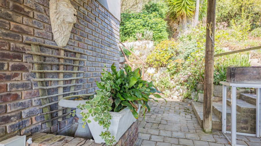 4 Bedroom Property for Sale in Knysna Heights Western Cape